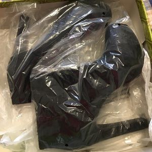 Gianni Bini black booties